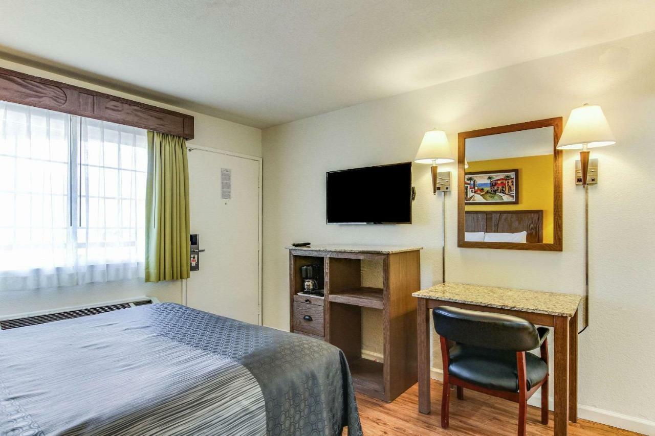 סן דייגו Rodeway Inn San Ysidro Near The Border מראה חיצוני תמונה